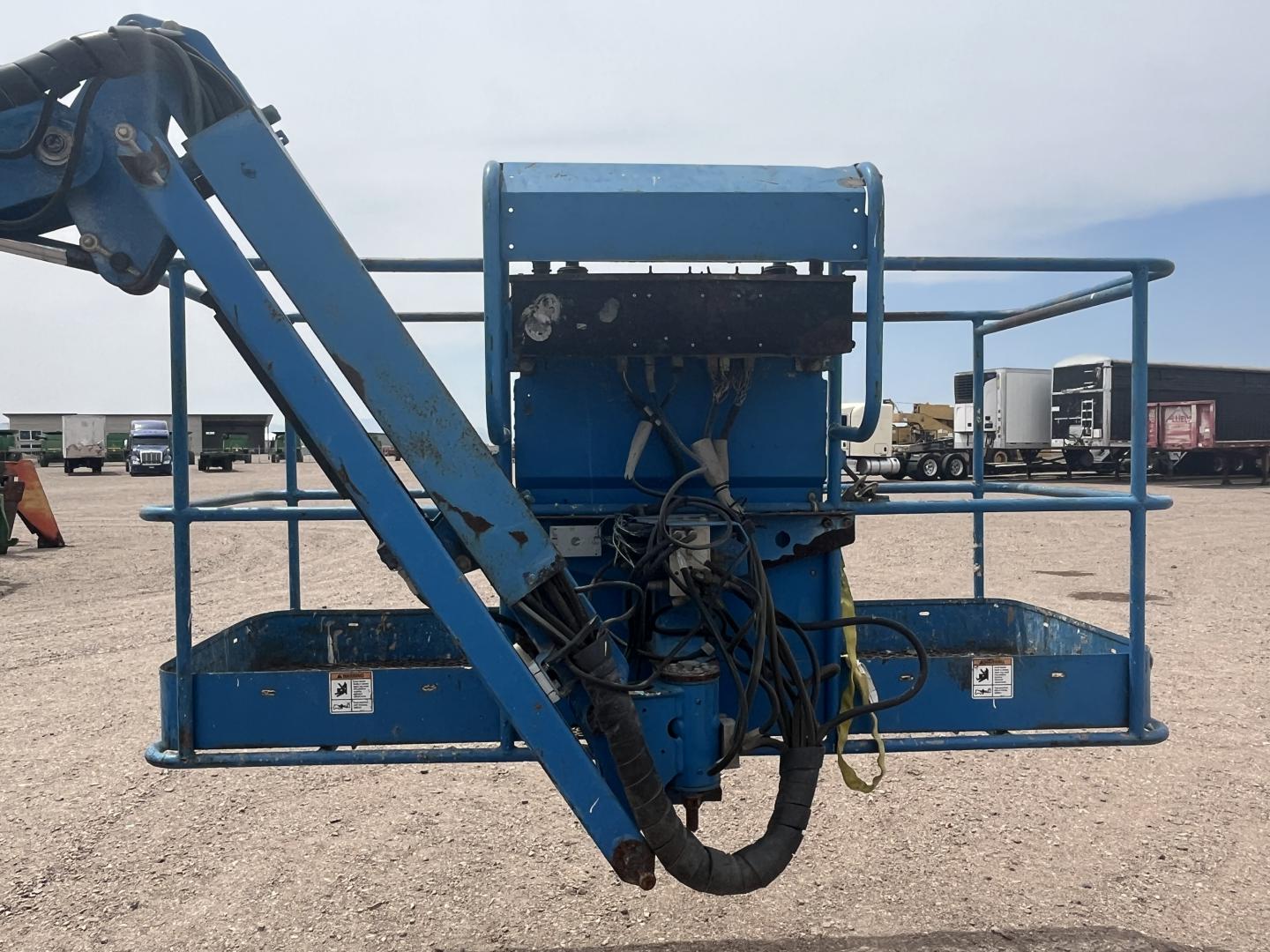 ./imagenes/INVOICE/2019/18126/ASCENSOR GENIE S85 (20).JPG